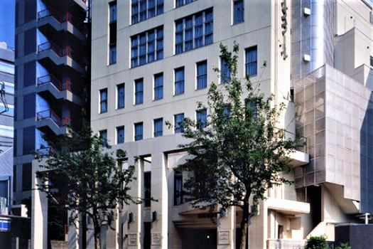 日本飯店專門學校